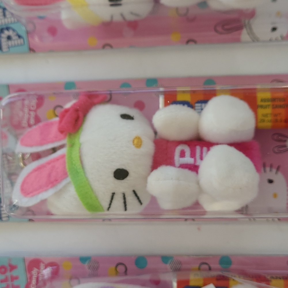 NIB Hello Kitty Pez Keychain - Picture 3 of 6